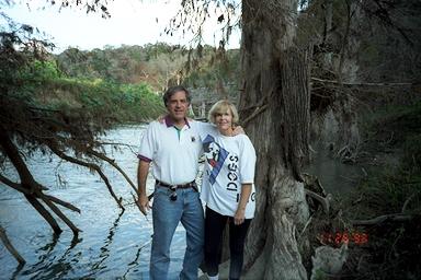JimMaryNov98.jpg (48434 bytes)